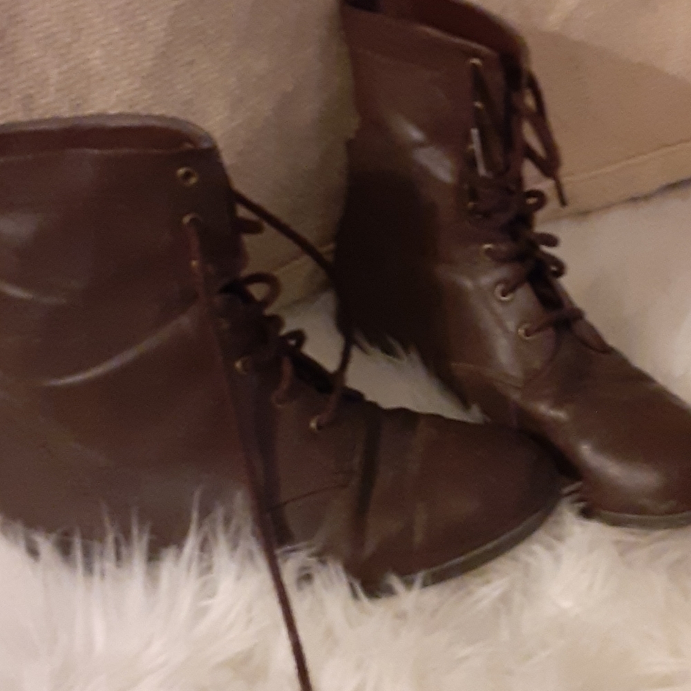 Leather boots
